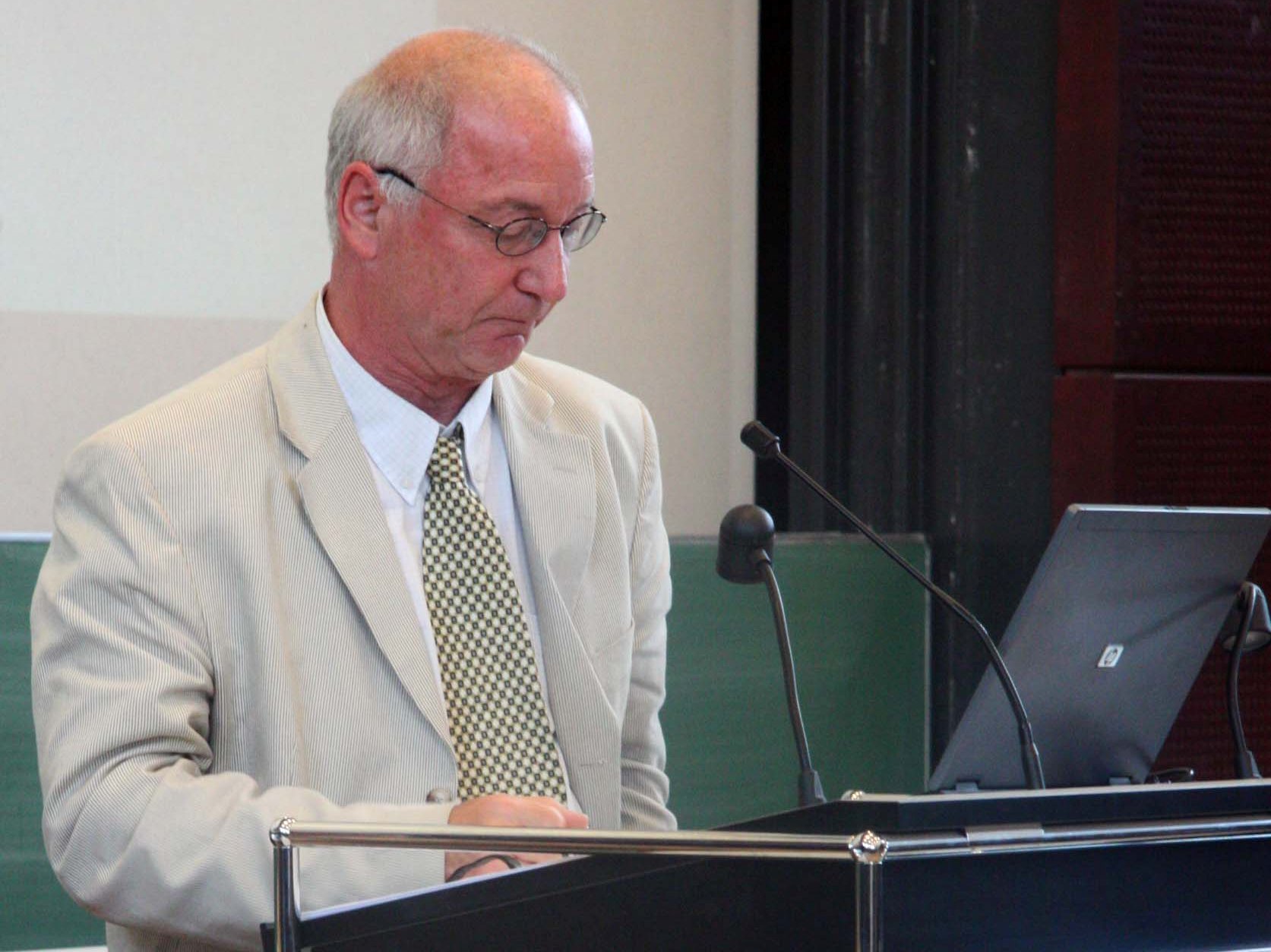 LECTURE | Prof. Rüland: lecture at the conference „Strengthening Political Accountability in Southeast and East Asia" (26 May 2012, Trier/ Germany)