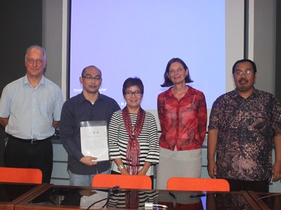 Memorandum of Understanding with Universitas Gadjah Mada & Universitas Hasanuddin Memorandum of Understanding with Universitas Gadjah Mada & Universitas Hasanuddin